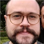 Professor de Alemão - Formação pela UFRJ e residência no exterior